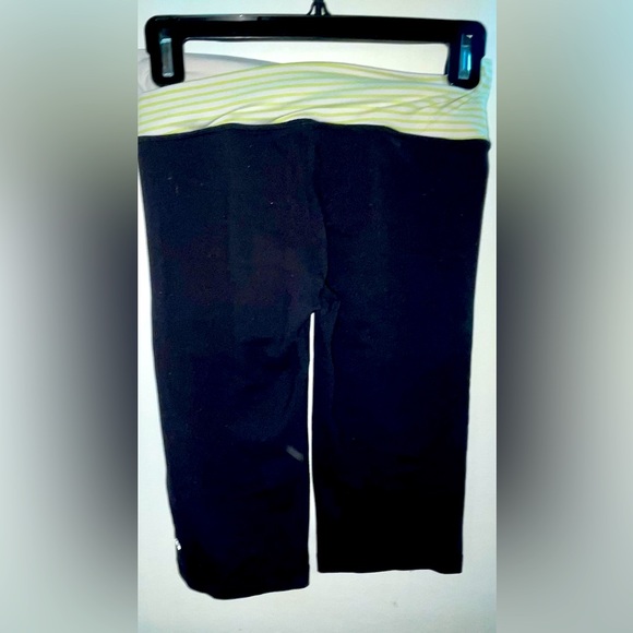 Lululemon Crop with Striped Waistband - Picture 5 of 5